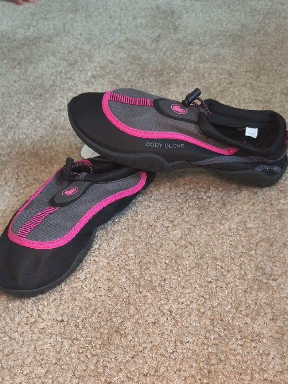 Body Glove Women’s Black and Pink Water Sandals Size 7 T1